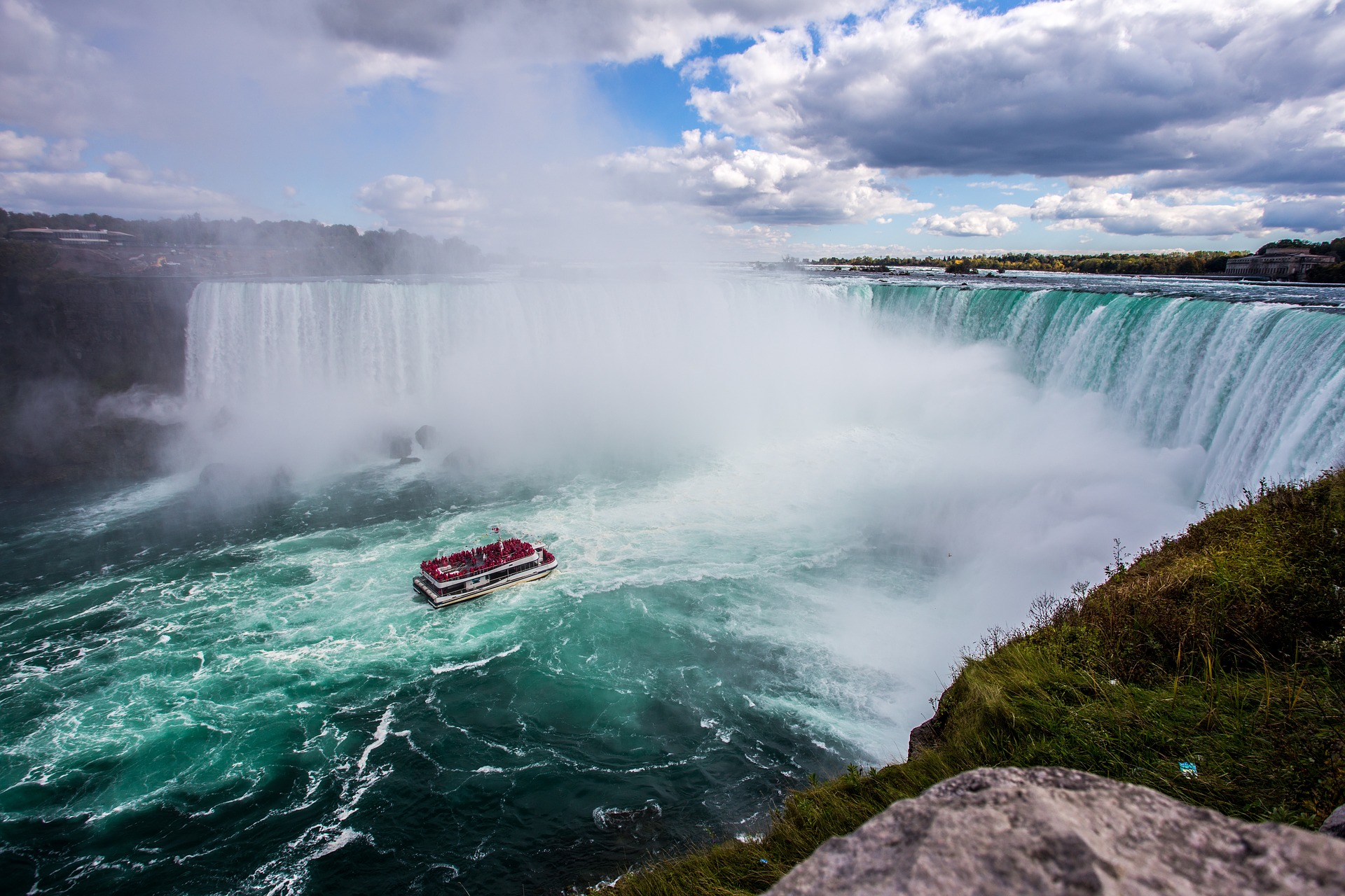 Boat Ride in Niagara Falls | Kids Car Donations