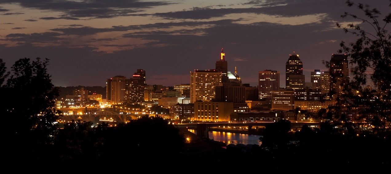 St. Paul, Minnesota at Night | Kids Car Donations