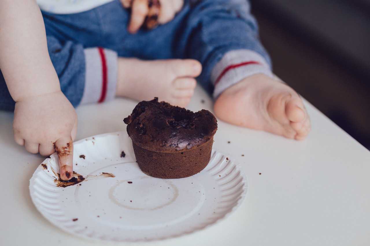 Kid Enjoys Eating Cupcake | Kids Car Donations