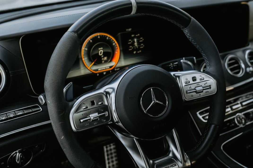 Picture of Steering Wheel in Mercedes | Kids Car Donations