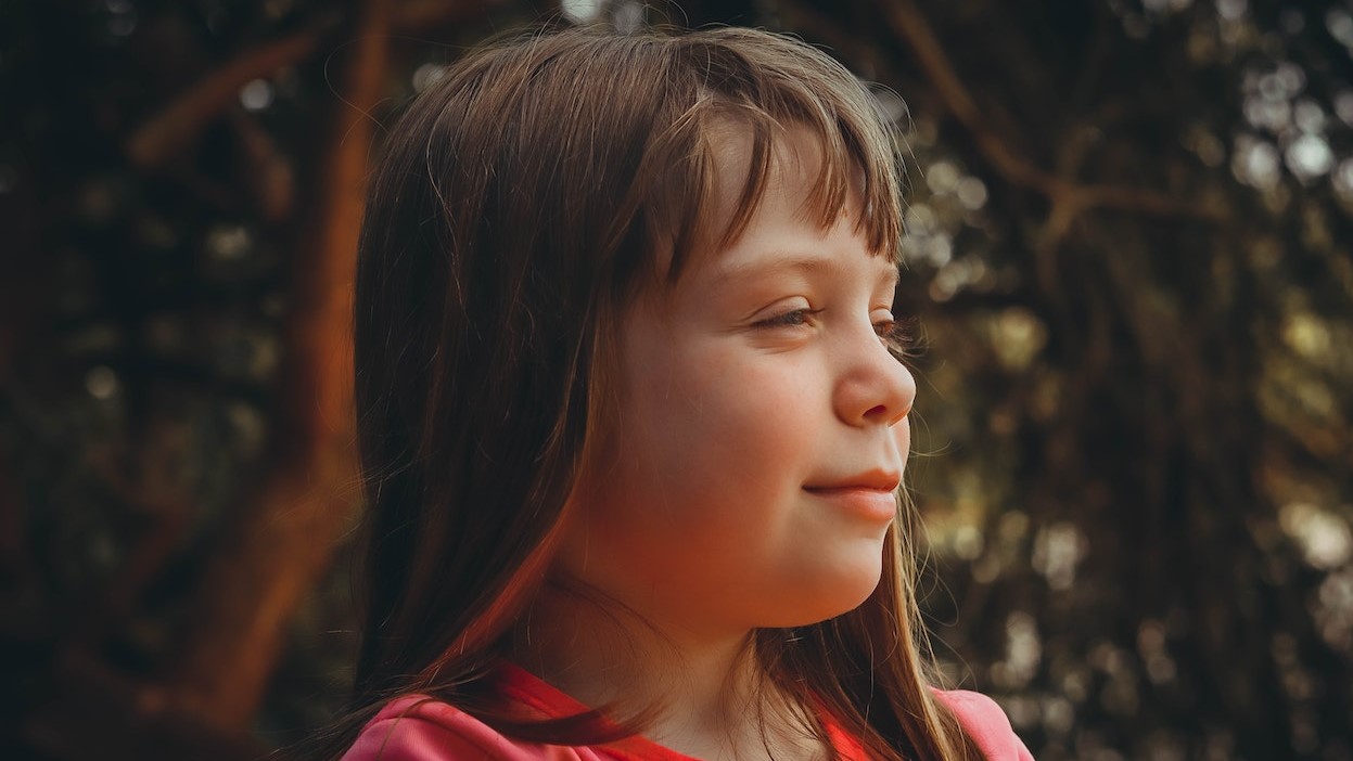 Photo Of Girl Wearing Red Shirt | Kids Car Donations