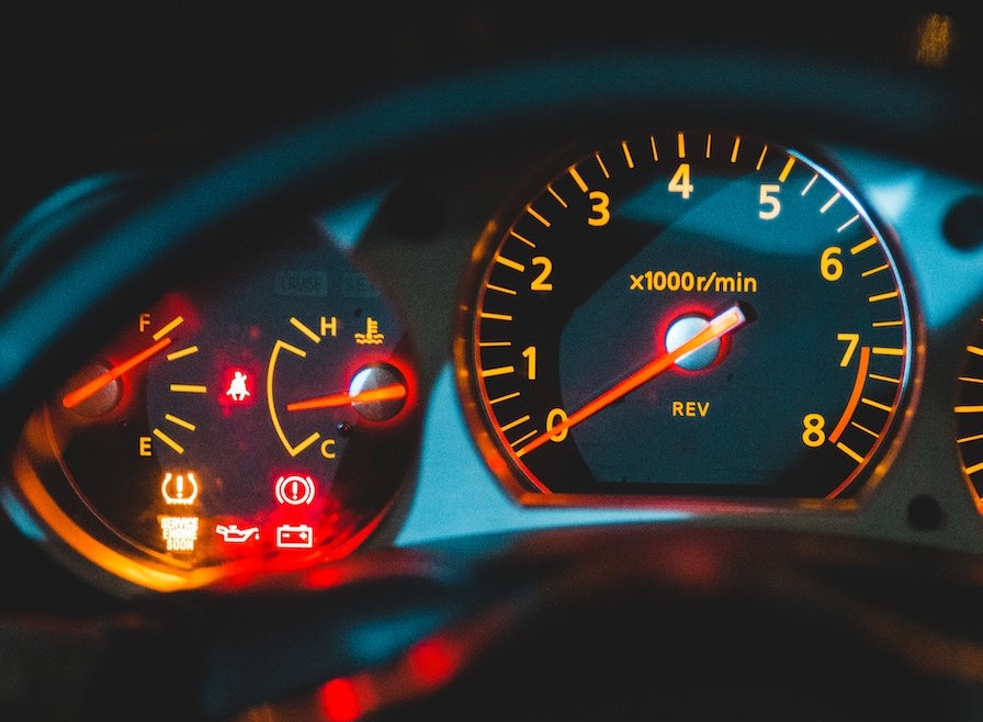 Understanding 10 of Your Car’s Emergency Lights | Kids Car Donations