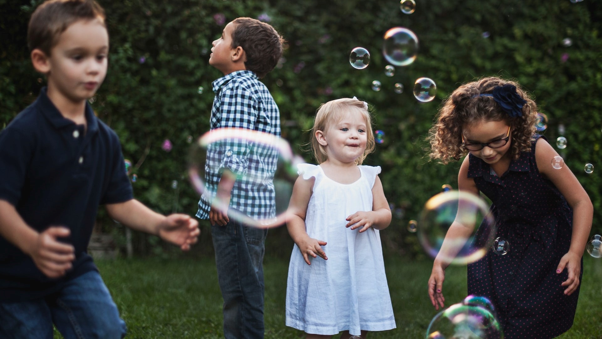 Children playing bubbles | Kids Car Donations