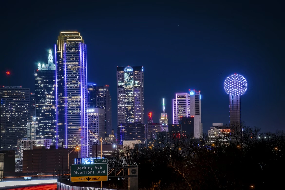 City skyline during nighttime in Dallas, Texas