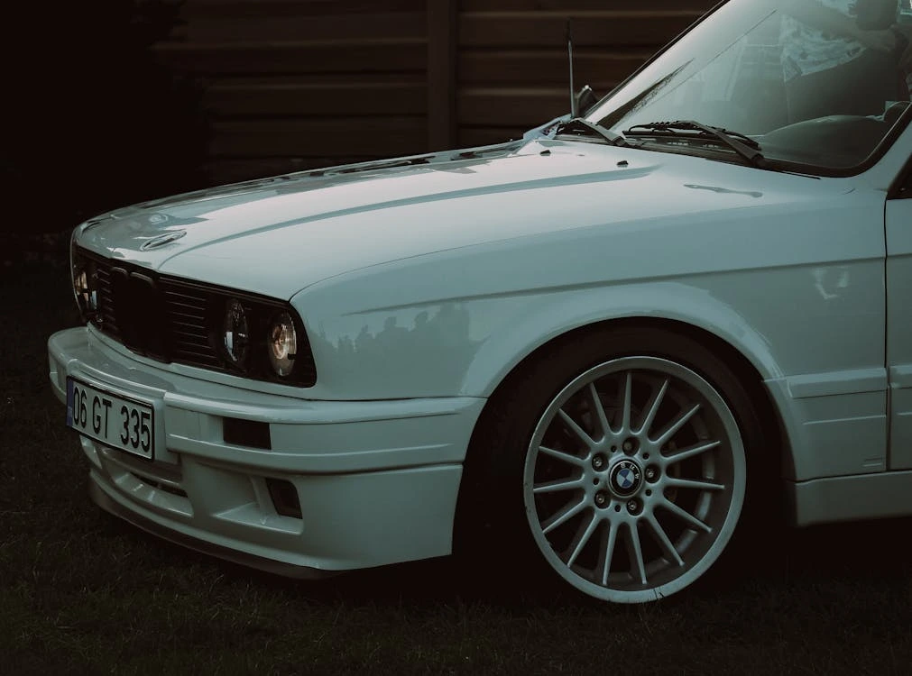 White BMW E30 classic car close-up